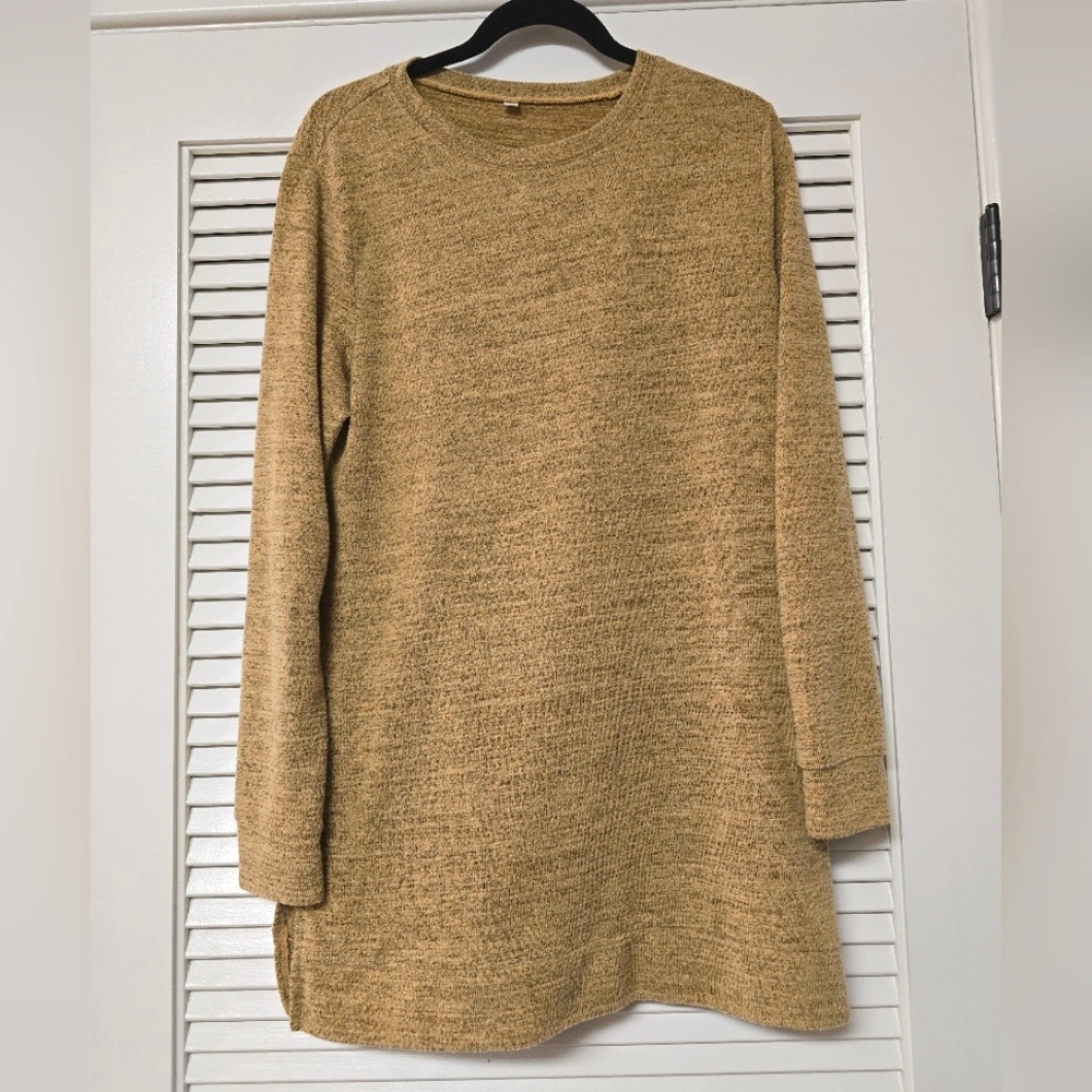 Gold Long-Sleeve Tunic Top